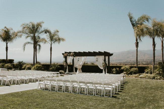 modern outdoor wedding